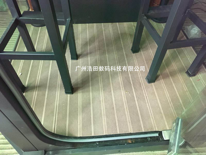 朗读亭地板成本